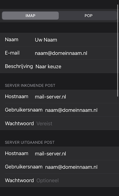 Schermafdruk van serverinstellingen in app Mail op iPhone of iPad